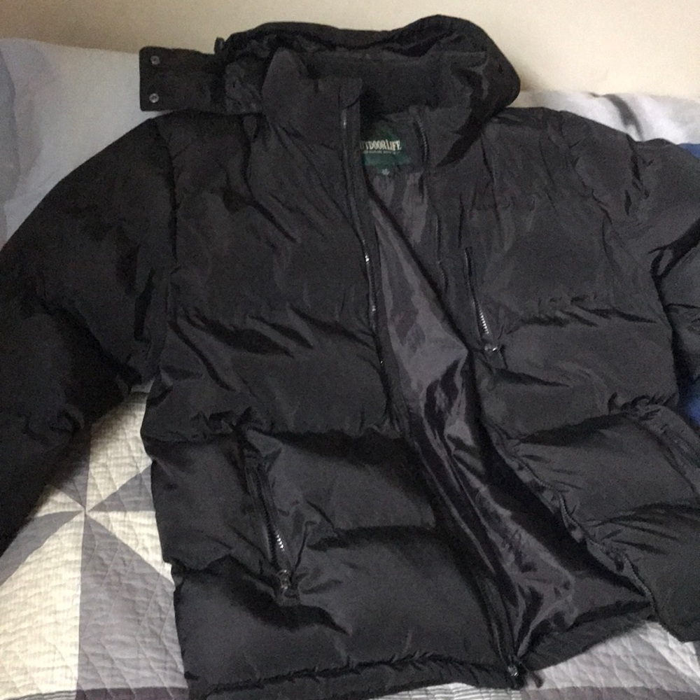 Men’s L black puffer Parka